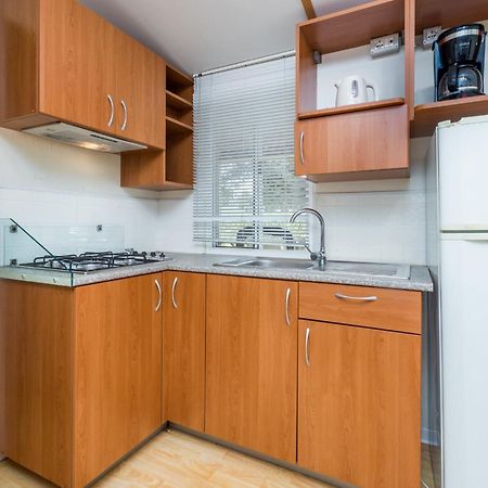 CAMPING ADRIA MOBILE HOMES in BRIONI SUNNY CAMPING Pula Exterior foto